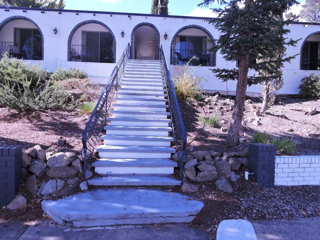 Siesta Villa Jindabyne Exterior photo
